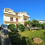 Splendid View 아파트 메덜린